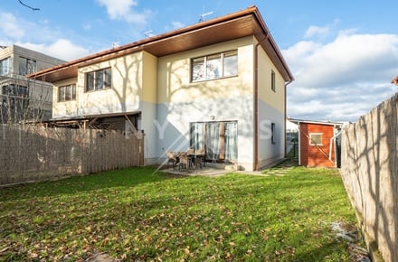 Prodej rodinného domu 80 m², Králův Dvůr - Levín