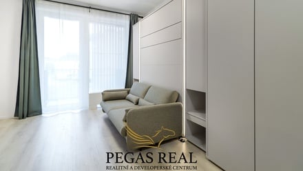 Pronájem bytu 1+kk 28 m², Brno - Komárov