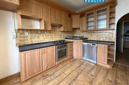 Prodej bytu 3+1 78 m², Ostrava-Jih