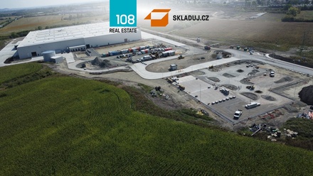 Pronájem skladu 20 000 m², Nymburk