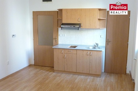 Pronájem bytu 1+kk 27 m², Znojmo