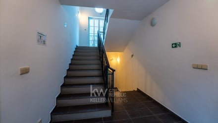 Prodej bytu 1+kk 34 m², Jílové u Prahy - Kabáty