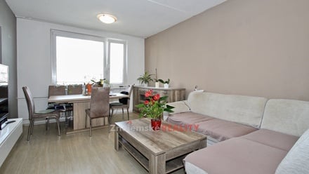 Pronájem bytu 2+1 60 m², Dobšice