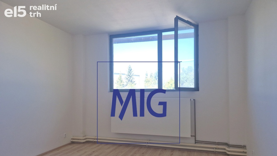 Pronájem bytu 1+kk 27 m², Syrovice