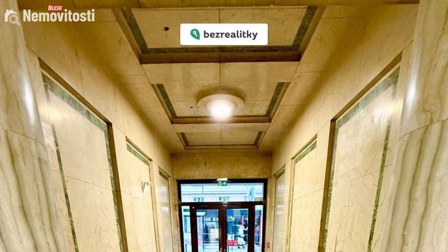 Prodej bytu s 6 a více pokoji 49 m², Praha 3