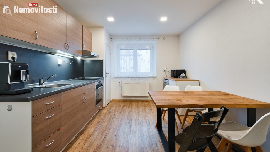 Prodej bytu 2+1 61 m², Zbýšov