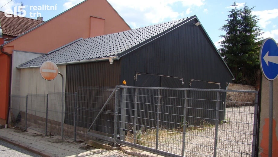 Pronájem komerční nemovitosti 303 m², Kladno