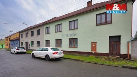 Prodej skladu 2 060 m², Ivanovice na Hané