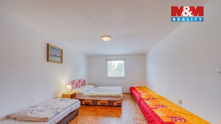 Prodej nemovitosti pro ubytování 1 058 m², Varvažov