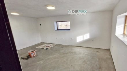 Pronájem skladu 100 m², Spálené Poříčí