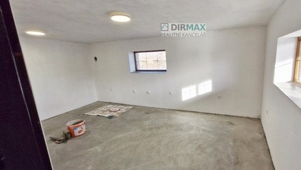 Pronájem skladu 1 000 m², Spálené Poříčí