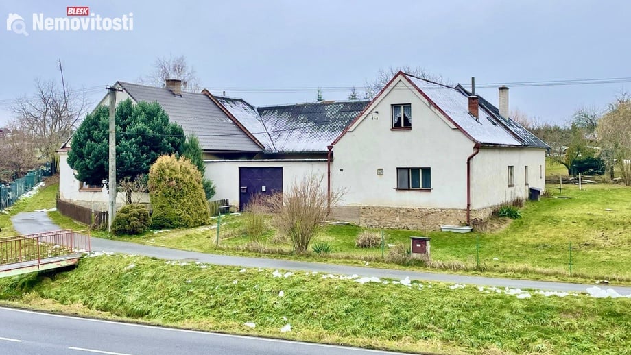 Prodej rodinného domu 216 m², Třebařov