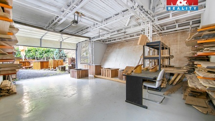 Pronájem obchodního prostoru 86 m², Praha