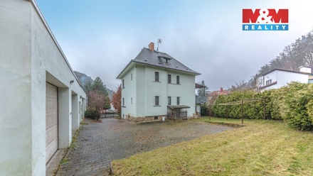 Prodej obchodního prostoru 140 m², Děčín