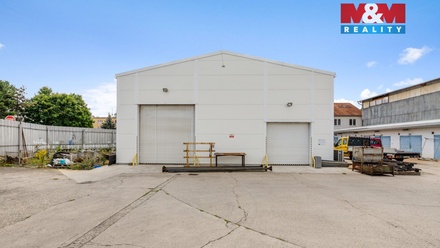 Prodej výrobního prostoru 2 882 m², Štětí