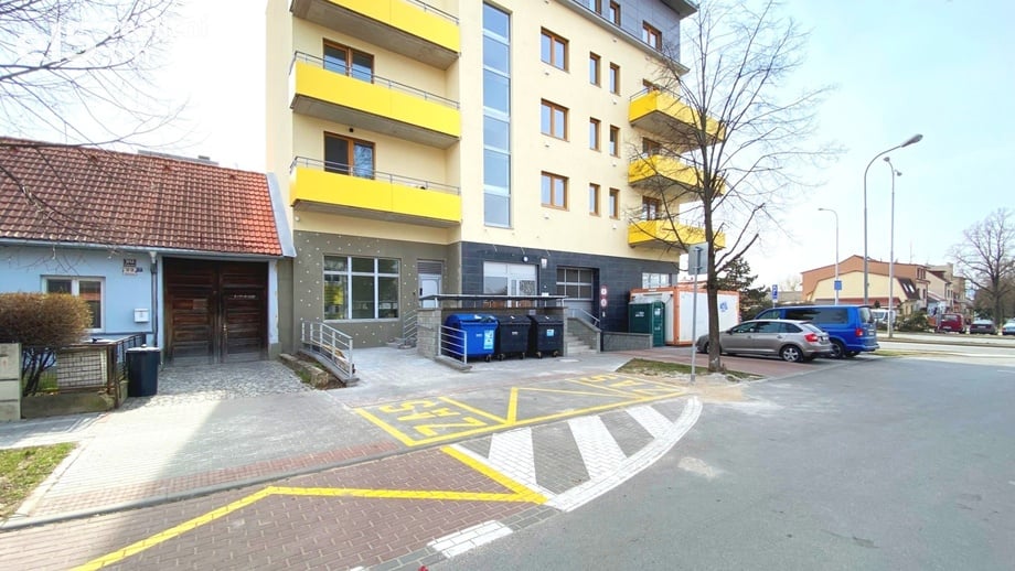 Pronájem obchodního prostoru 29 m², Brno - Židenice