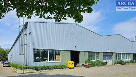 Pronájem skladu 100 m², Praha 9, Hloubětín