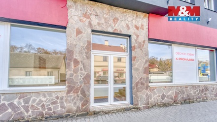 Prodej obchodního prostoru 401 m², Praha 22