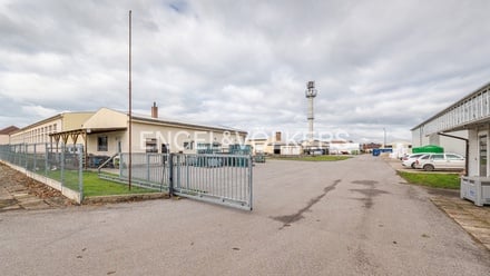 Pronájem skladu 663 m², Vysoké Veselí