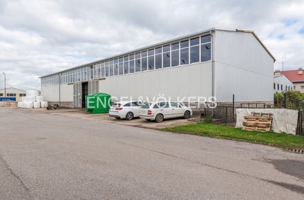 Pronájem skladu 663 m², Vysoké Veselí
