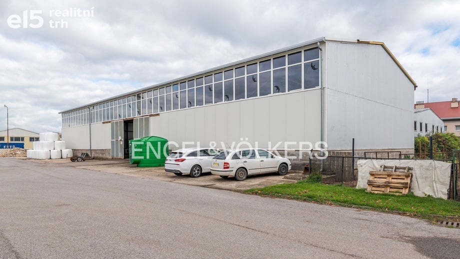 Pronájem skladu 663 m², Vysoké Veselí
