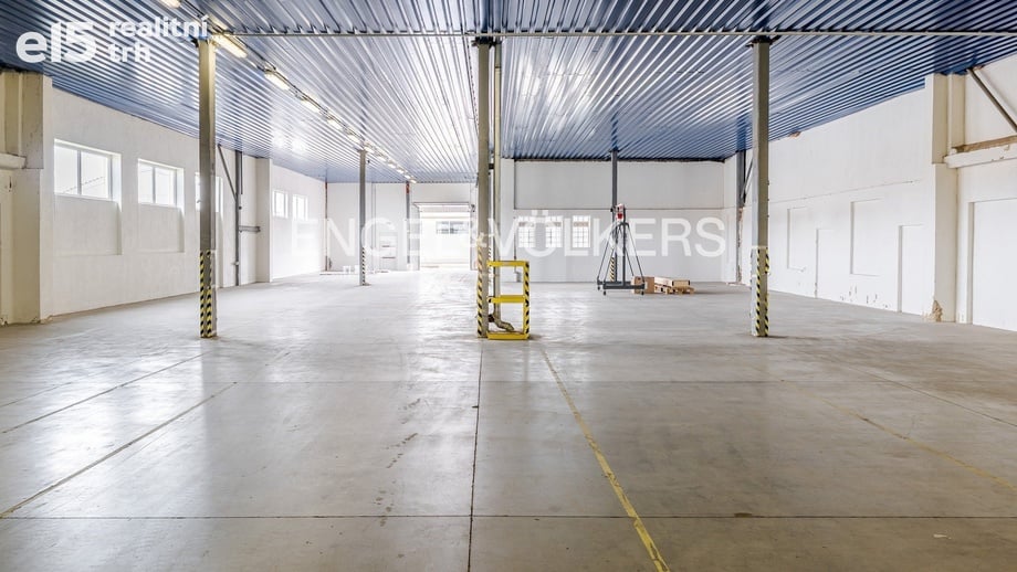 Pronájem skladu 1 321 m², Vysoké Veselí
