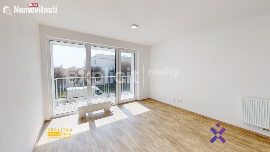 Pronájem bytu 1+kk 36 m², Otrokovice