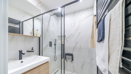 Prodej bytu 2+1 67 m², Praha - Kobylisy