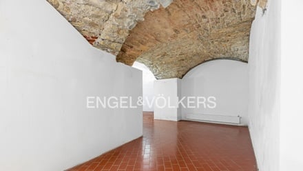 Prodej komerční nemovitosti 152 m², Praha - Malá Strana