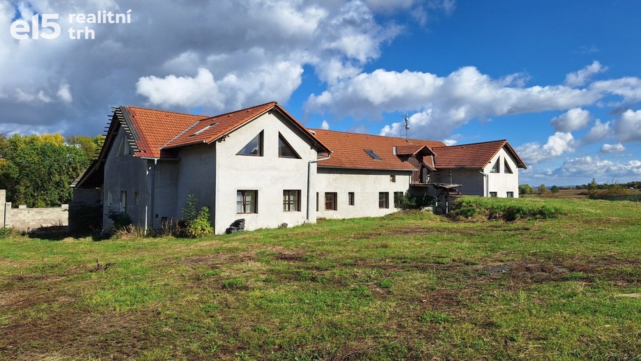 Prodej výrobního prostoru 643 m², Miskovice