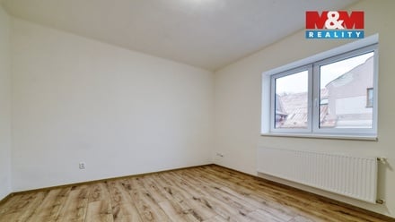 Prodej činžovního domu 218 m², Luby