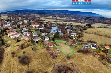 Prodej stavebního pozemku 2 606 m², Blatno