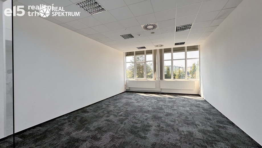 Pronájem kanceláře 50 m², Brno - Královo Pole