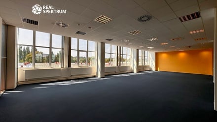 Pronájem kanceláře 200 m², Brno - Královo Pole