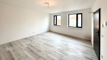 Prodej bytu 1+kk 41 m², Brno - Židenice