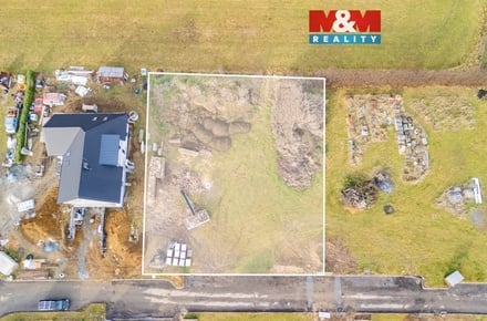 Prodej stavebního pozemku 1 494 m², Dobřany