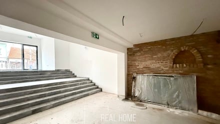 Prodej obchodního prostoru 200 m², Brno - Židenice