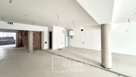 Prodej obchodního prostoru 200 m², Brno - Židenice