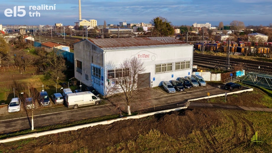 Prodej výrobního prostoru 471 m², Břeclav