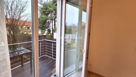Pronájem bytu 2+kk 36 m², Praha 4