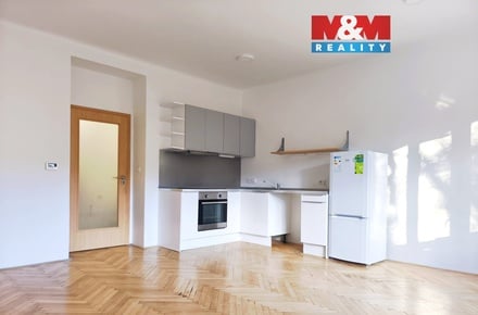 Pronájem bytu 2+kk 50 m², Praha 6