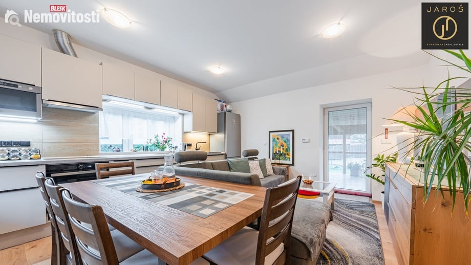 Prodej bytu 3+kk 54 m², Tuchoměřice