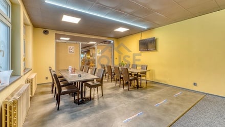 Prodej restaurace 295 m², Praha - Kobylisy