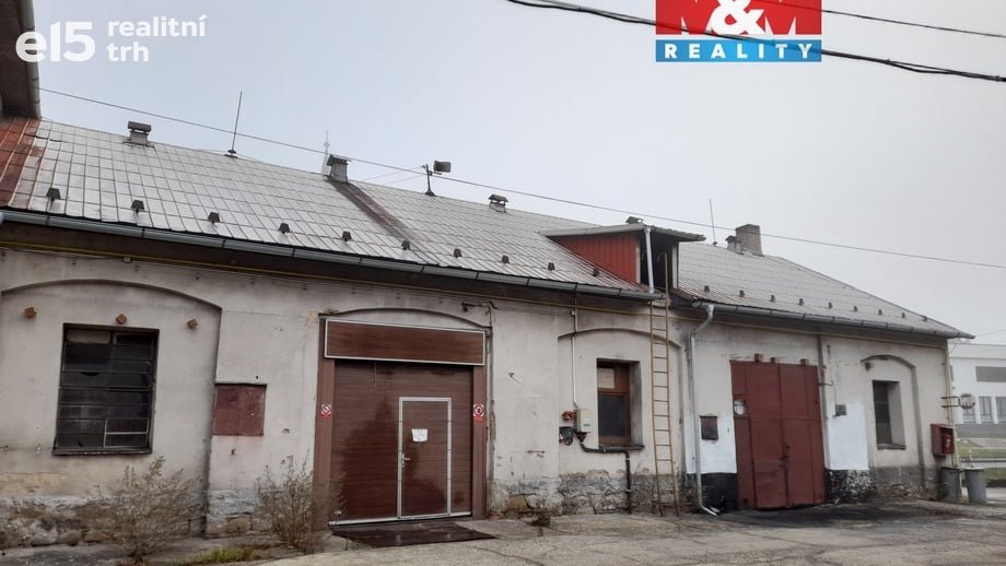 Pronájem zemědělského objektu 379 m², Lešná