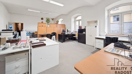 Pronájem kanceláře 140 m², Pardubice I