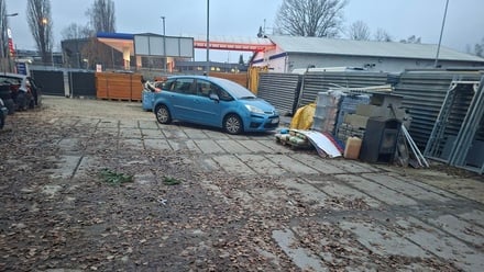 Pronájem komerční nemovitosti 600 m², Kladno