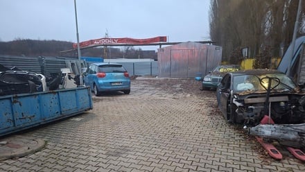 Pronájem komerční nemovitosti 600 m², Kladno