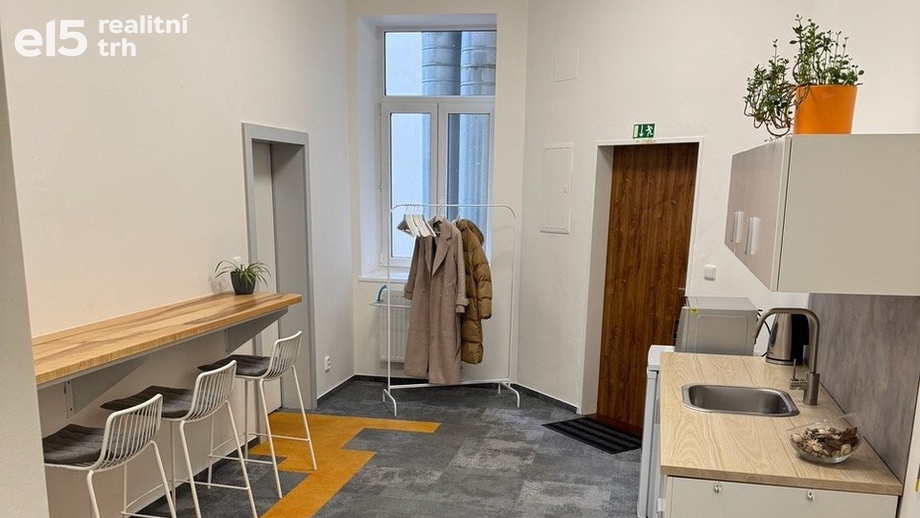 Pronájem kanceláře 5 000 m², Brno-město