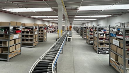 Pronájem skladu 2 000 m², Říčany