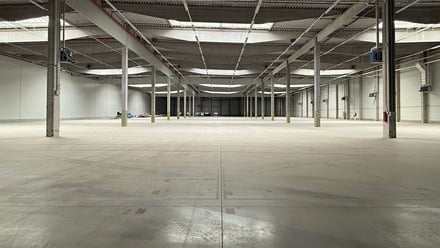 Pronájem skladu 8 204 m², Kozomín